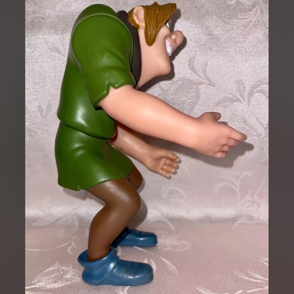 Walt Disney toy figure Hunchback Notre Dame Quasimodo doll moving arms - Picture 4 of 6